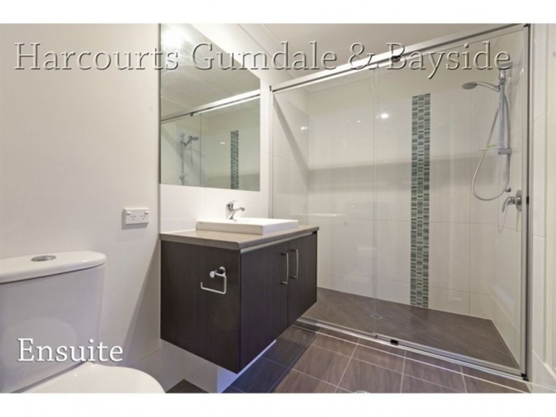 16 Bailey Street, Wakerley QLD 4154