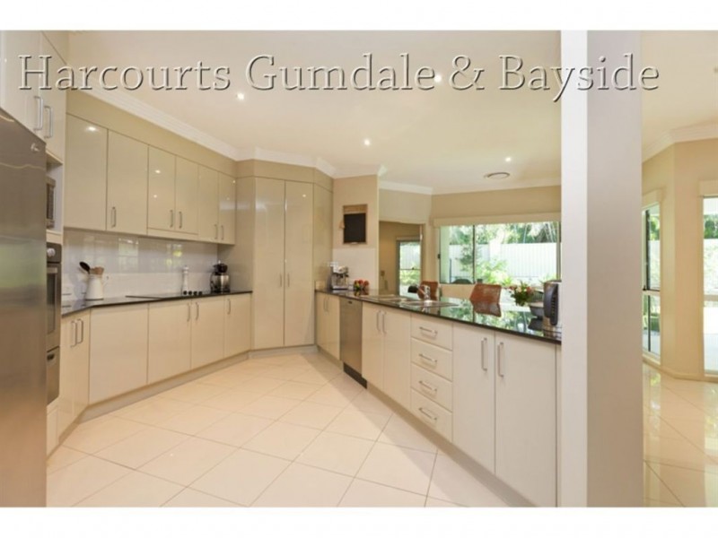 61 Moss Road, Wakerley QLD 4154