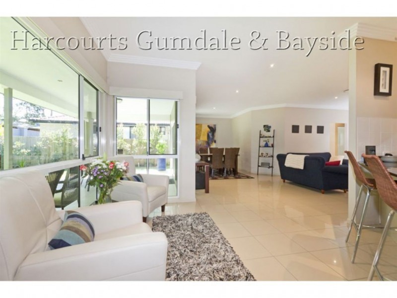 61 Moss Road, Wakerley QLD 4154