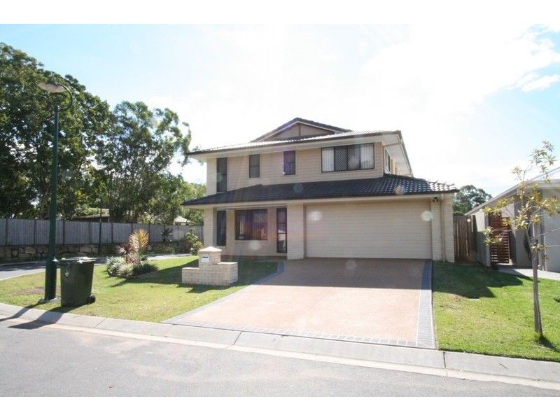 27 Rymera Crescent, Gumdale QLD 4154