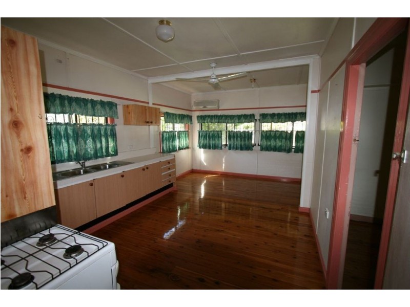 52 Besham Parade, Wynnum QLD 4178