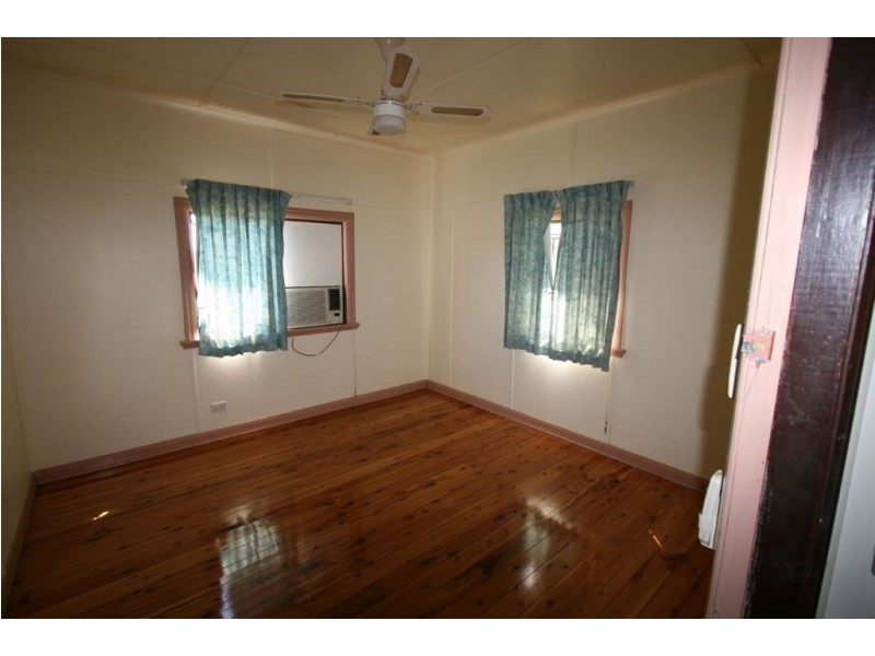 52 Besham Parade, Wynnum QLD 4178
