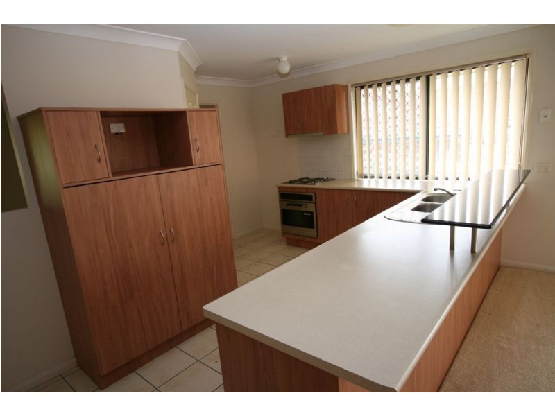 14 Manor Crescent, Wakerley QLD 4154