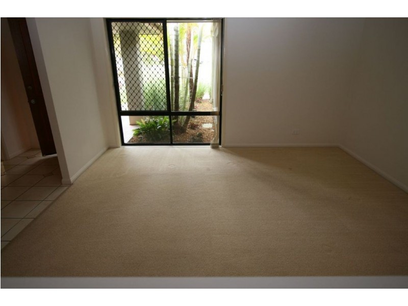14 Manor Crescent, Wakerley QLD 4154