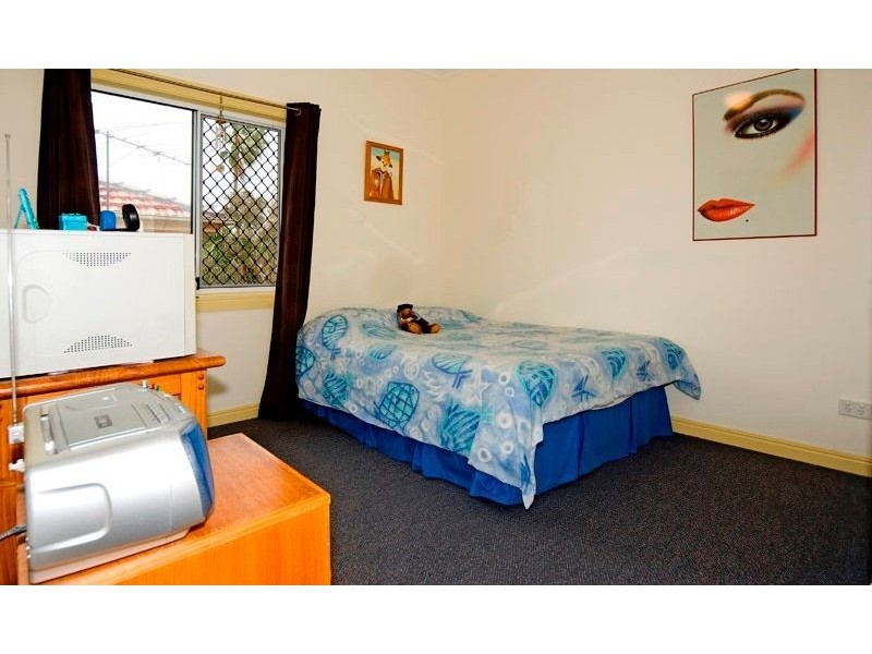 37 Agnes Street, Wynnum QLD 4178