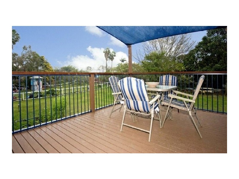 37 Agnes Street, Wynnum QLD 4178