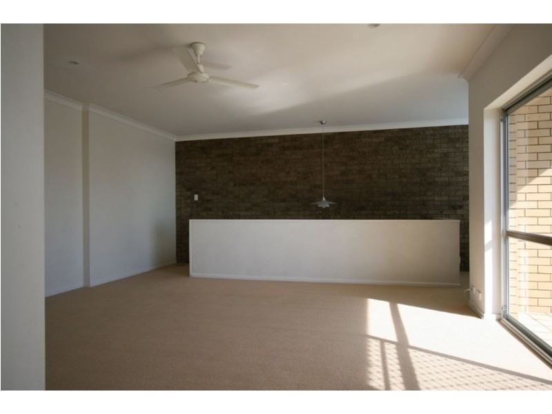 4/427 Esplanade, Manly QLD 4179