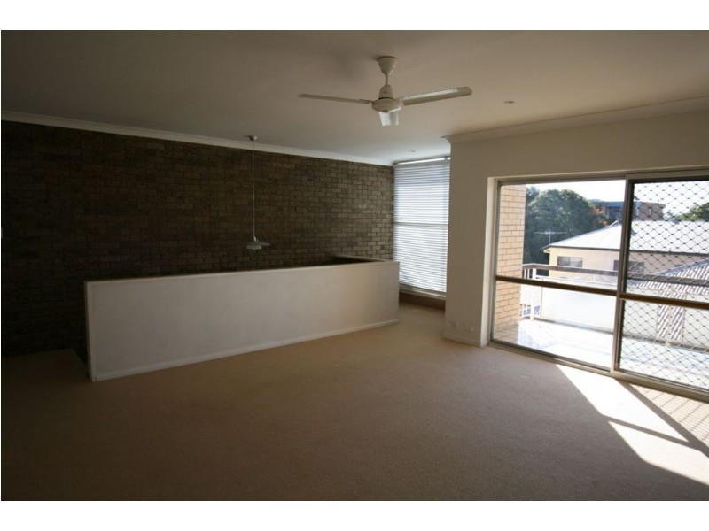 4/427 Esplanade, Manly QLD 4179