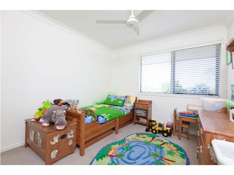 15 Barwin Street, Wakerley QLD 4154