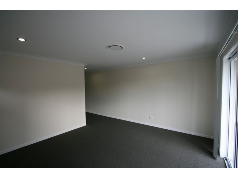 94 Worthing Street, Wynnum QLD 4178