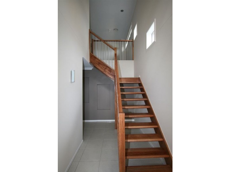 92 Worthing Street, Wynnum QLD 4178