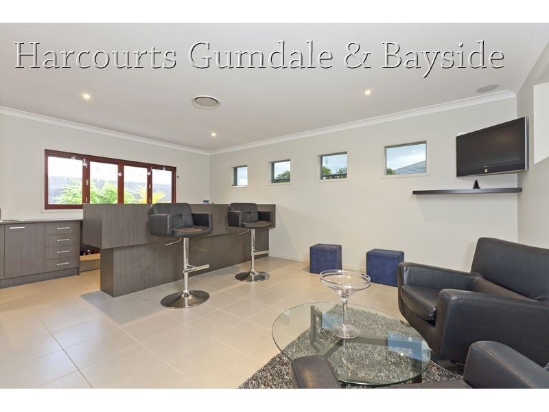 30 Red Gum Crescent, Wakerley QLD 4154