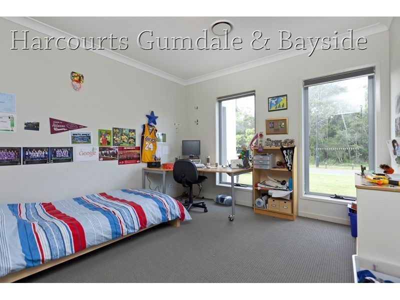 30 Red Gum Crescent, Wakerley QLD 4154