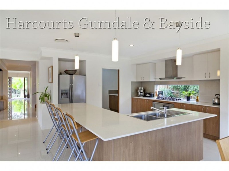 37 Stanbrough Road, Gumdale QLD 4154