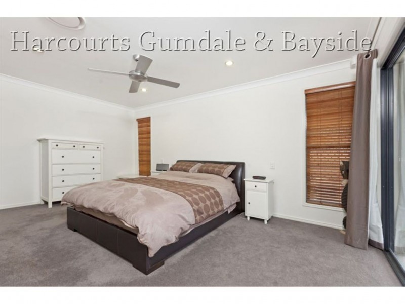 16 Bailey Street, Wakerley QLD 4154