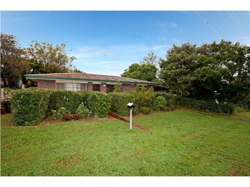 28 Radford Road, Manly West QLD 4179