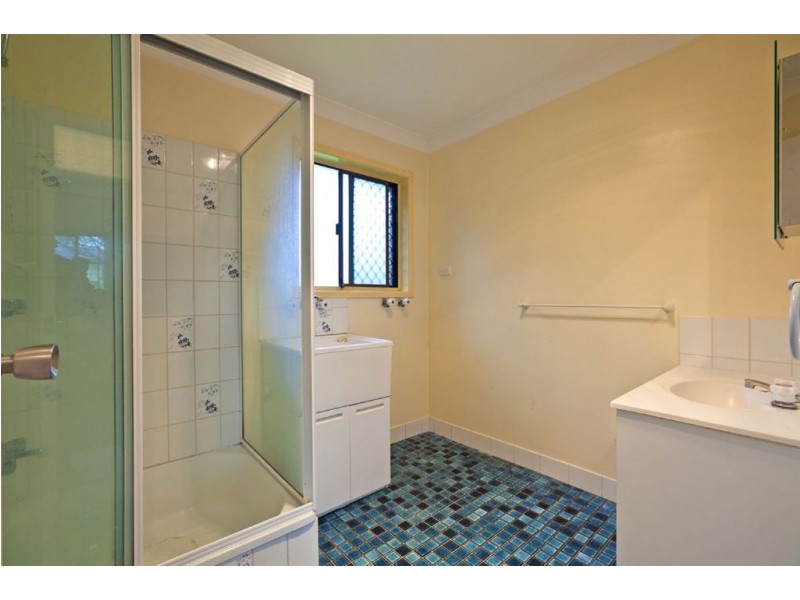 28 Radford Road, Manly West QLD 4179