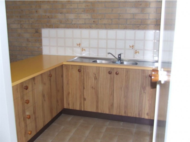 2/43 Drayton Terrace, Wynnum QLD 4178