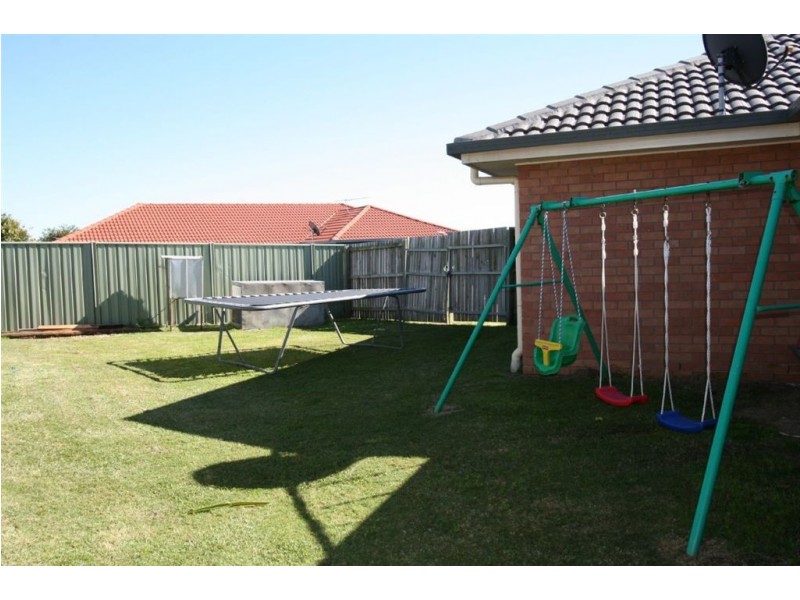 19 Dewhurst Crescent, Raceview QLD 4305