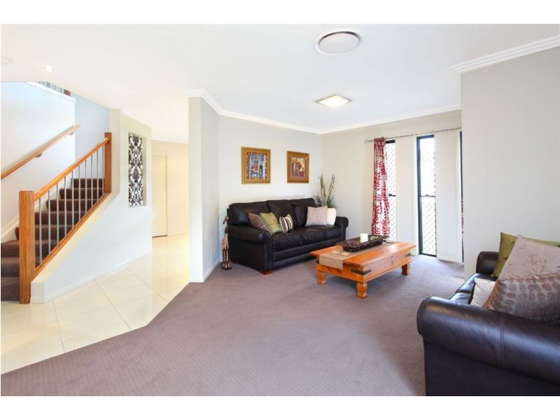 10 Wilson Place, Gumdale QLD 4154