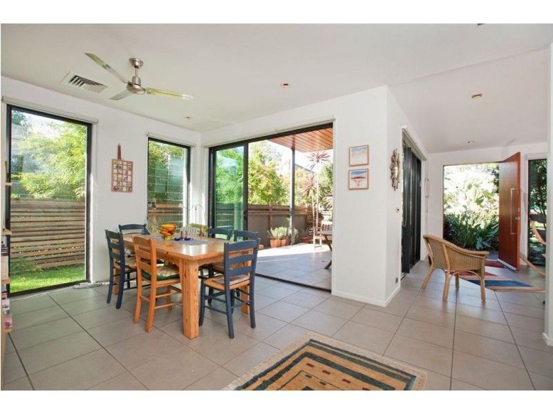 9 Tide Lane, Bulimba QLD 4171