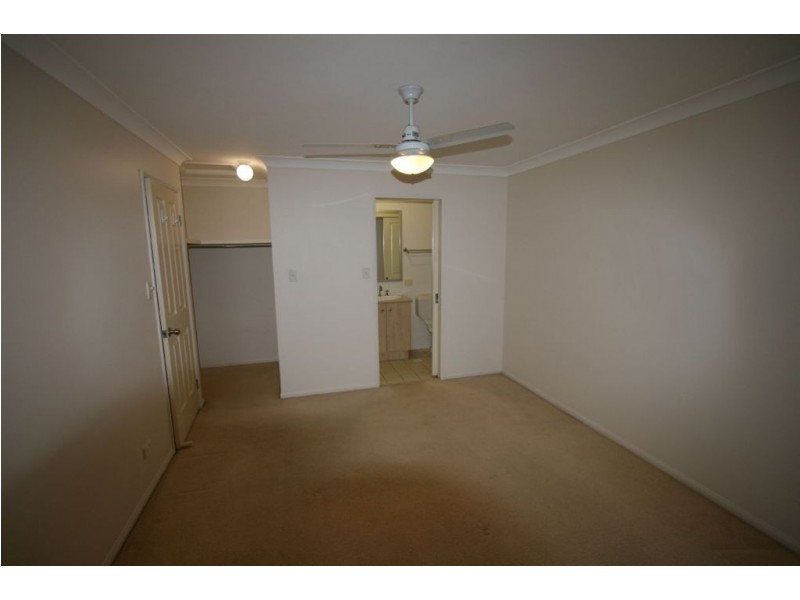 4/427 Esplanade, Manly QLD 4179