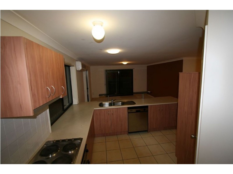 4/427 Esplanade, Manly QLD 4179