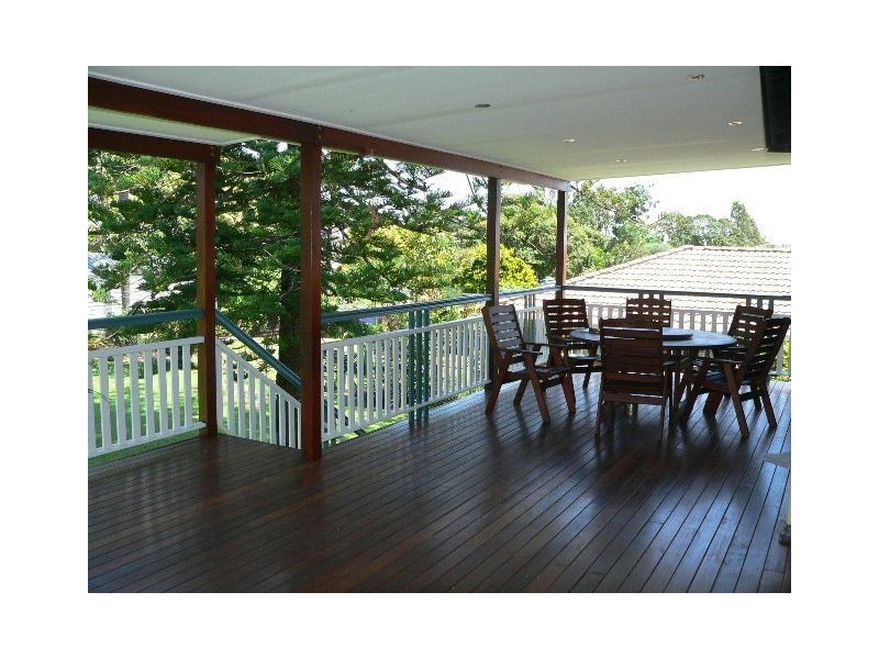 20 Parkview Avenue, Wynnum QLD 4178