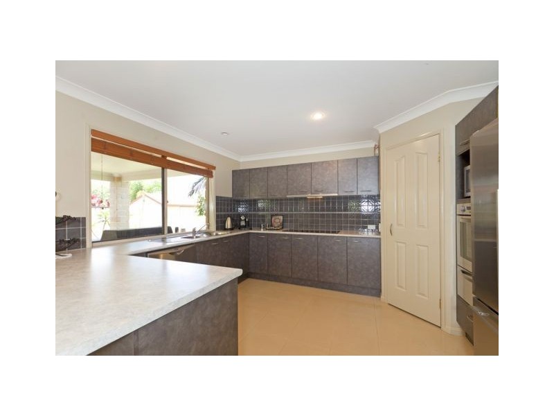 10 Balgowlah Street, Wakerley QLD 4154