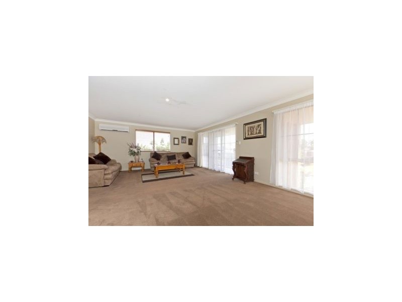 10 Balgowlah Street, Wakerley QLD 4154