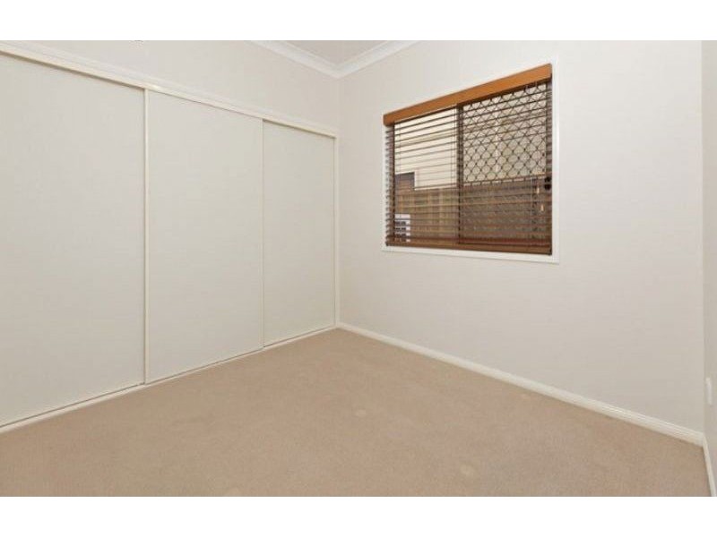 29 Davidson Street, Wynnum QLD 4178
