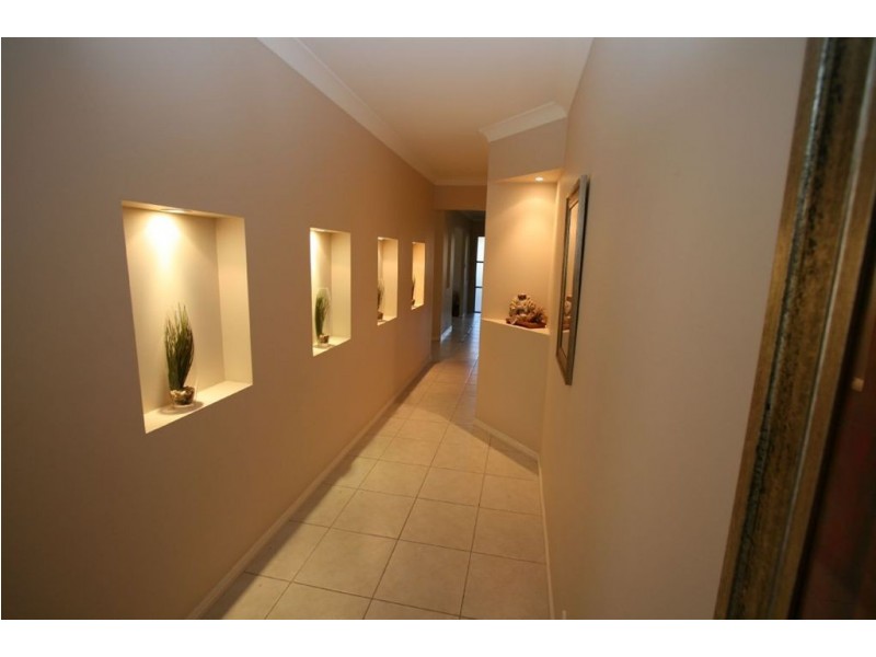 12 Williams Street, Wakerley QLD 4154