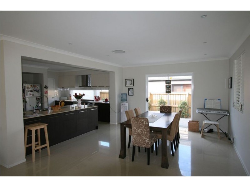 1 Feathertail Place, Gumdale QLD 4154