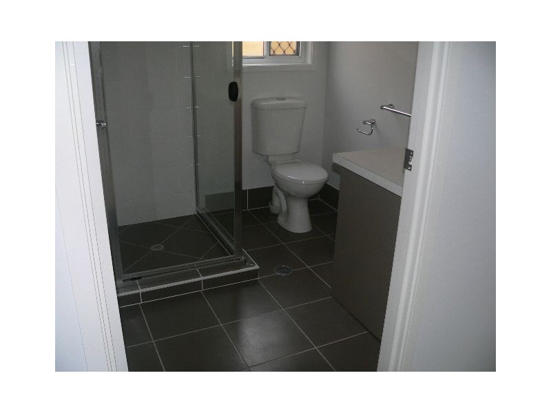 16 Wassell Street, Wynnum QLD 4178