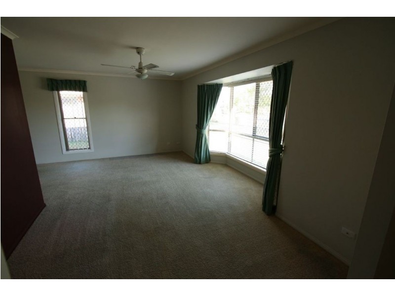 15 St Helena Place, Tingalpa QLD 4173