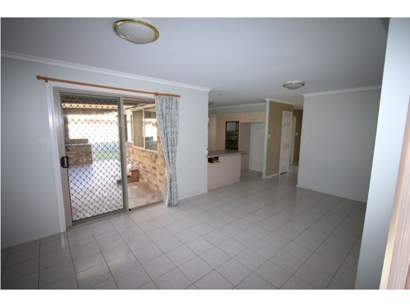 15 St Helena Place, Tingalpa QLD 4173