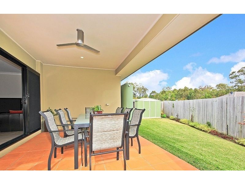 64 Brokenwood Circuit, Tingalpa QLD 4173