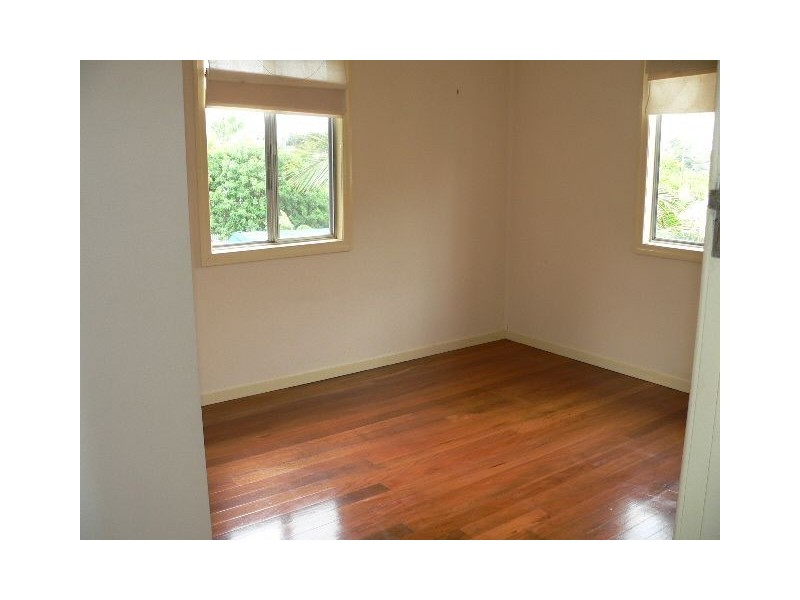 73 Prospect Street, Wynnum West QLD 4178