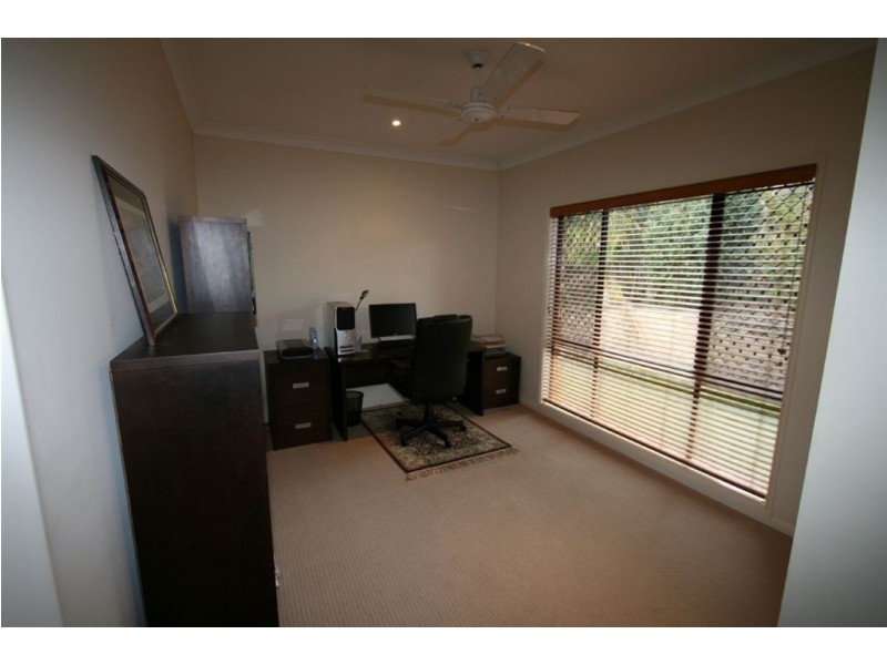 39 Ivy Crescent, Wakerley QLD 4154