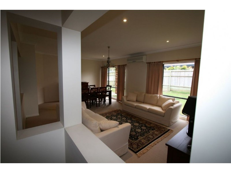 39 Ivy Crescent, Wakerley QLD 4154
