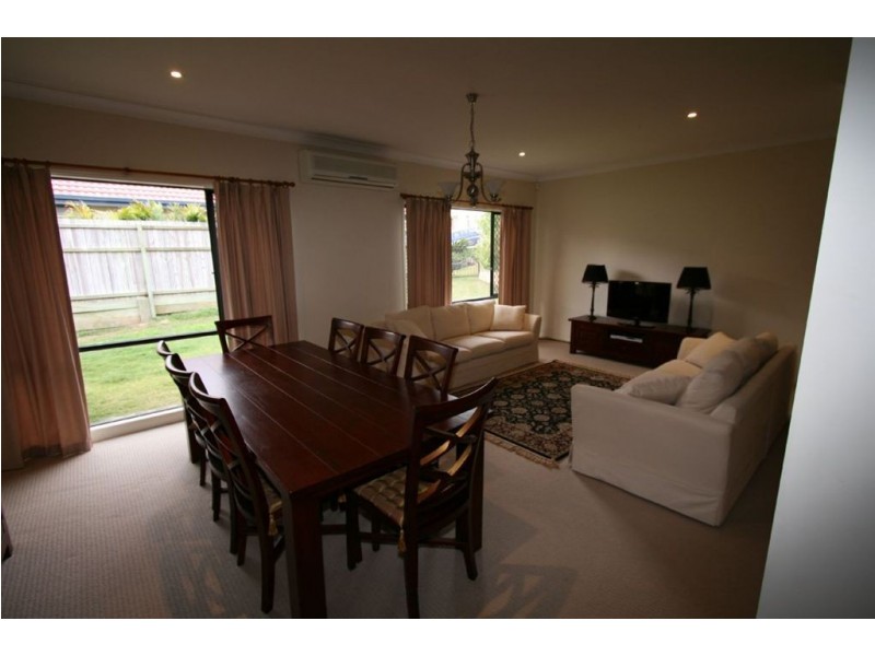 39 Ivy Crescent, Wakerley QLD 4154