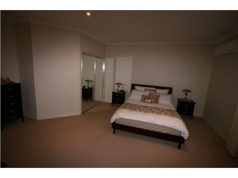 39 Ivy Crescent, Wakerley QLD 4154