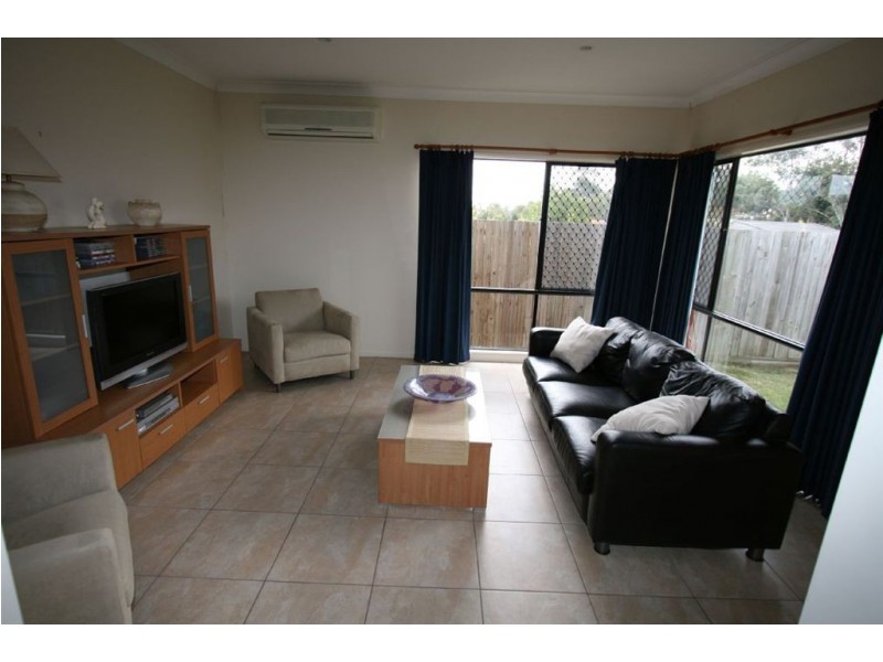 39 Ivy Crescent, Wakerley QLD 4154