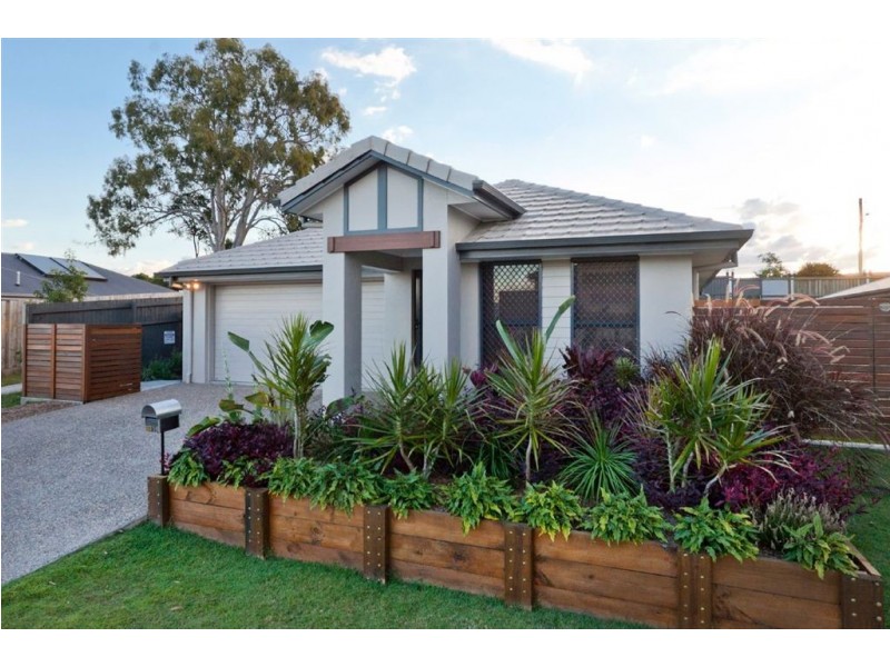 16 Bailey Street, Wakerley QLD 4154