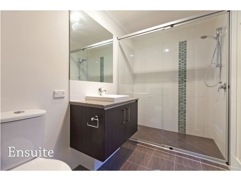 16 Bailey Street, Wakerley QLD 4154