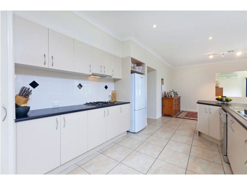 39 Ivy Crescent, Wakerley QLD 4154