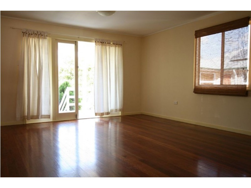 73 Prospect Street, Wynnum QLD 4178