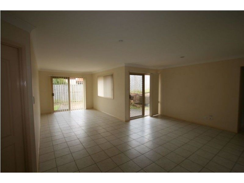 9 Eggleton Place, Wakerley QLD 4154
