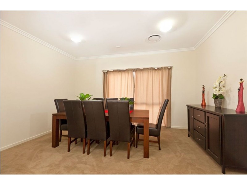 11 Nile Close, Wakerley QLD 4154