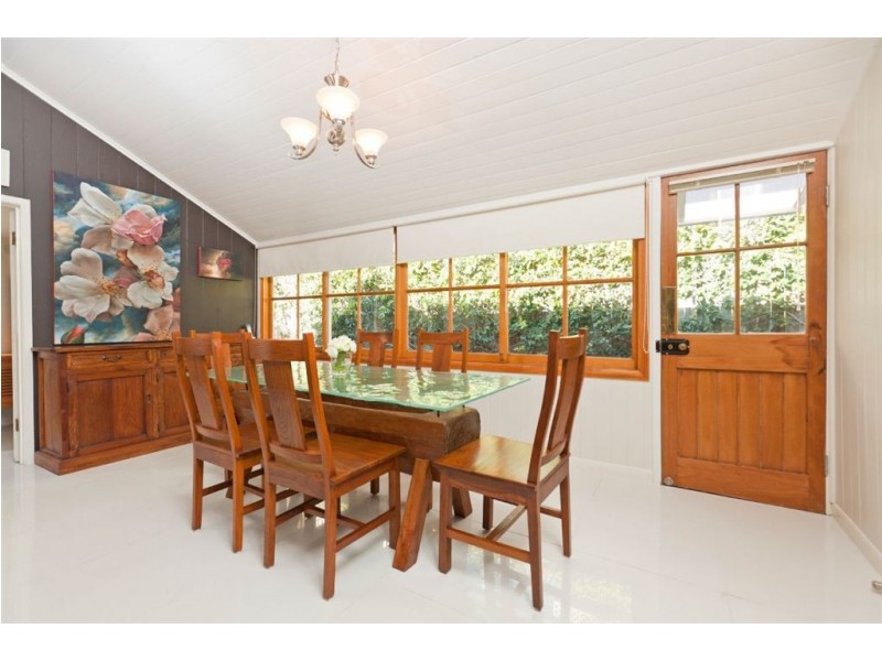 40 Norman Avenue, Norman Park QLD 4170